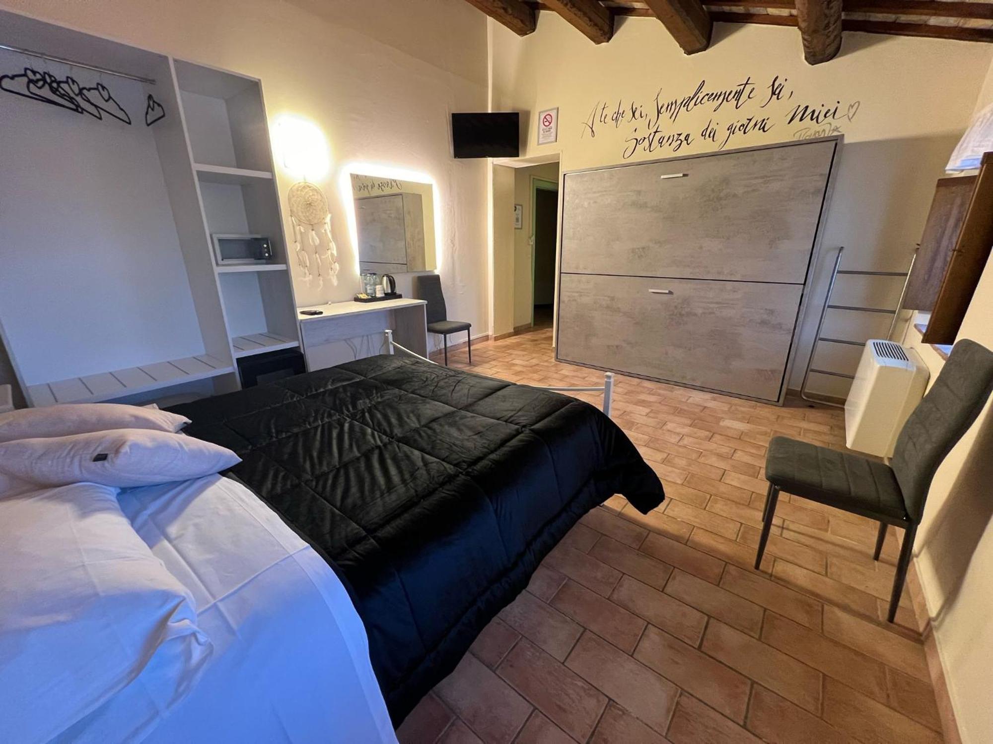 Locanda Del Tavolo Matto Потенца-Пичена Экстерьер фото